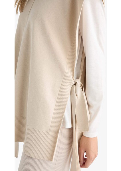 V Yaka Yandan Bağlamalı Triko Süveter F1100AX25AU indirimleri