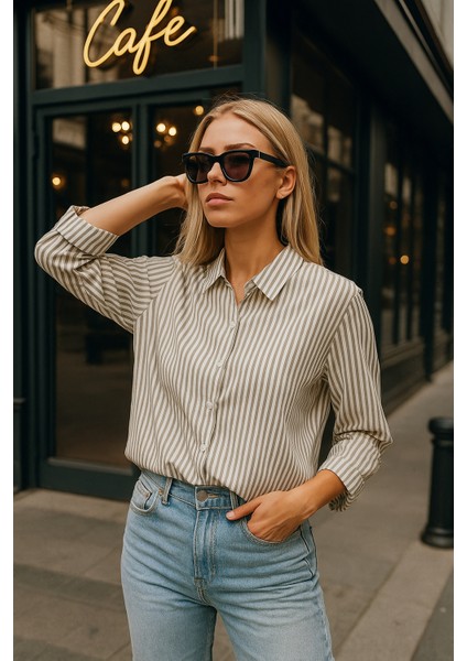 Kadın Çizgili Oversize Gömlek – Haki Beyaz Pamuk Gömlek indirimleri