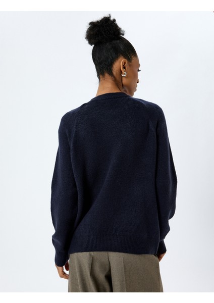 Yumuşak Dokulu Uzun Kollu Bisiklet Yaka Triko Kazak fırsatları