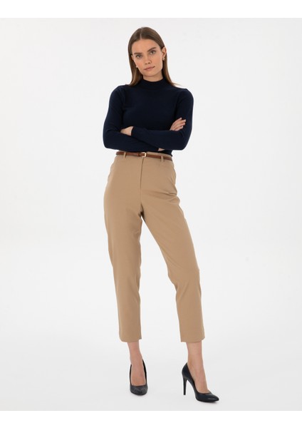 Kadın Bej Carrot Fit Kumaş Pantolon 50310114-VR011 modelleri