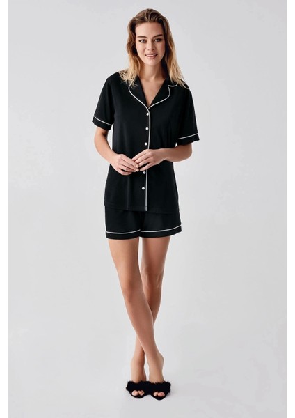 324 Siyah Sabahlıklı Şortlu 4'lü Kadın Pijama Takımı fırsatları