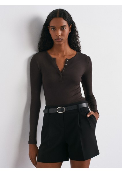 31442 Uzun Kollu Çıtçıt Düğmeli Top-Koyu Kahve