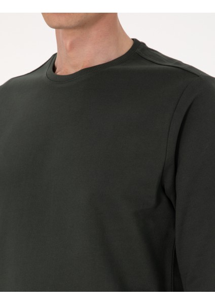 Erkek Koyu Yeşil 2 Iplik Regular Fit Bisiklet Yaka Basic Sweatshirt 50314054-VR079