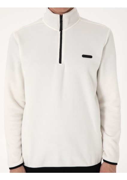 Erkek Beyaz Regular Fit Yarım Fermuarlı Polar Sweatshirt 50314056-VR013