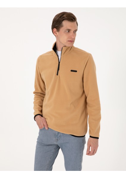 Erkek Bej Regular Fit Yarım Fermuarlı Polar Sweatshirt 50314056-VR011