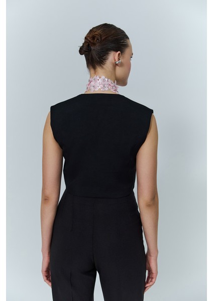 Düğme Detaylı Kısa Yelek Ceket Siyah indirimleri