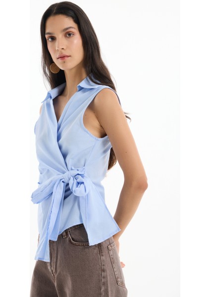 Kruvaze Yaka Bağlamalı Kolsuz Bluz Mavi modelleri
