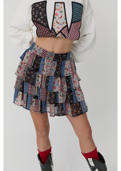 Renkli Desenli Volanlı Mini Etek Siyah fiyatları