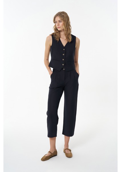 Önü Düğmeli Yelek Lacivert modelleri