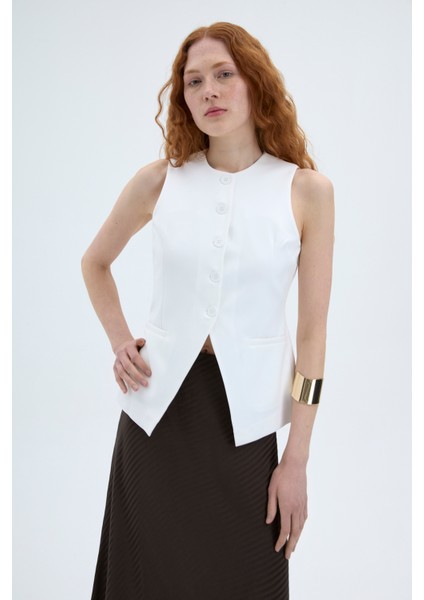 Düğmeli V Kesim Kolsuz Yelek Ekru fırsatları