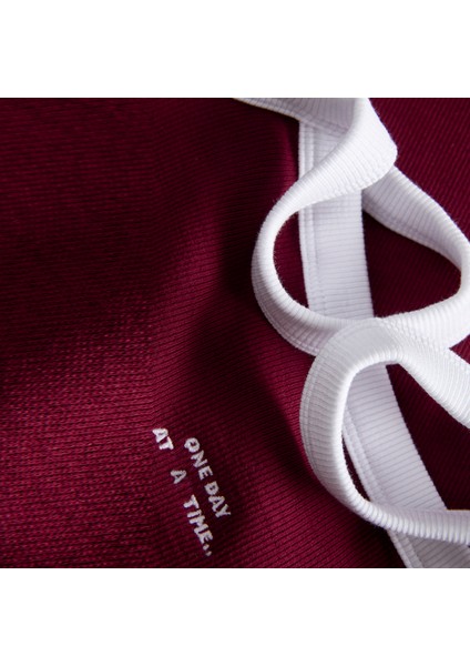 Streç Kalip Nakis Islemeli Kare Yaka Bluz - Fifi modelleri