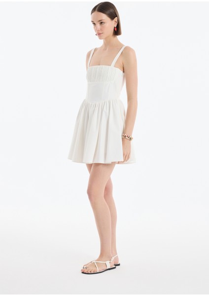 Kalın Askılı Pileli Mini Elbise Ekru fırsatları