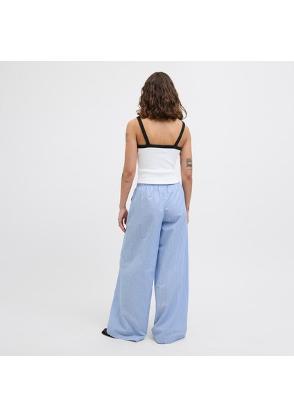 Streç Kalip Nakis Islemeli Kare Yaka Bluz - Fifi indirimleri