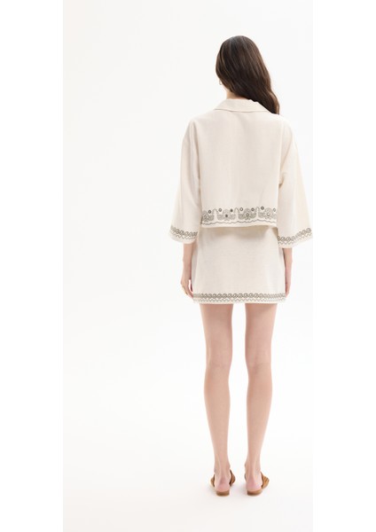 Nakış Desenli Düğmeli V Yaka Keten Gömlek Naturel indirimleri