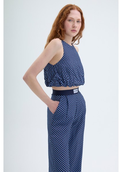 Sırt Dekolteli Benekli Bluz Lacivert fırsatları