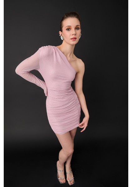 Taş Aksesuarlı Tek Omuz Mini Elbise Pembe fırsatları