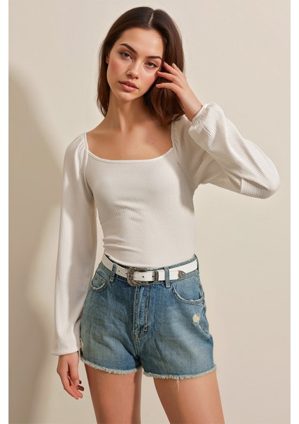 Kadın BDART Fırfırlı, Kare Yaka, Fitilli Bluz Beyaz fiyatları