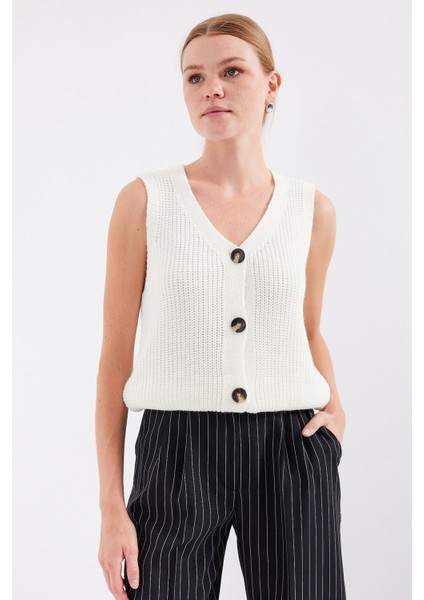 Kadın BDART Desenli V-Yaka Düğmeli Yelek Natural fırsatları