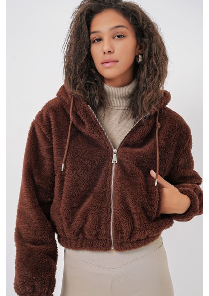 Kadın BDART Sahte Kürk Leopar Desenli Kapşonlu Crop Hoodie Kahverengi