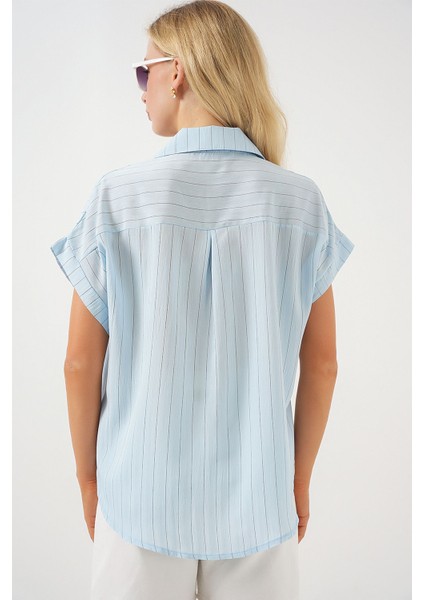 Kadın BDART Düğmeli Kapatmalı Çizgili Crop Gömlek Maya Mavisi