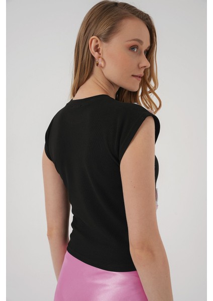 Kadın BDART Çiçek Desenli Nakışlı Ribana Crop Top Siyah