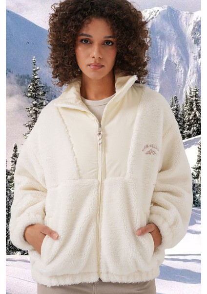 Kadın BDART Kapüşonlu Peluş Sahte Kürk Mont Fildişi Doğal modelleri