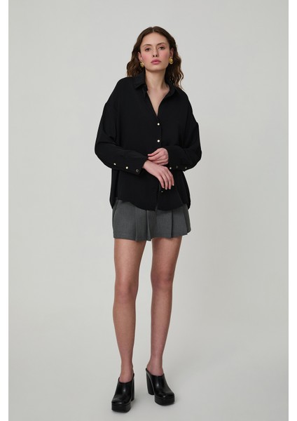 Düğmeli Basic Gömlek Siyah fırsatları