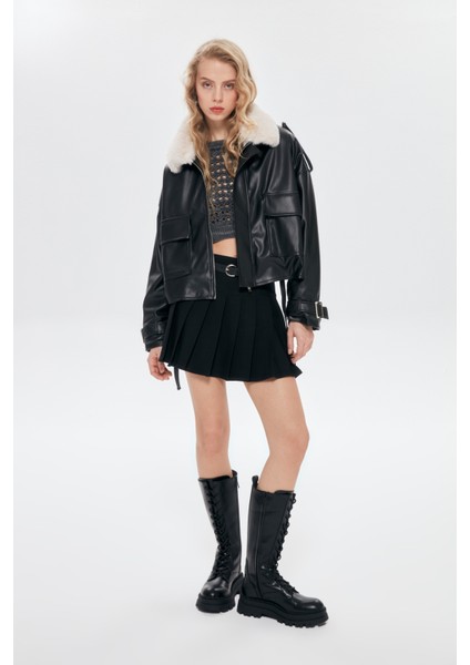 Yakası Peluş Detaylı Deri Ceket Siyah modelleri