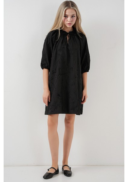 Kadın BDART Bağcıklı Dantel İşlemeli Mini Elbise Siyah fiyatları