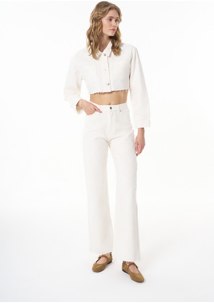 Örgü Detaylı Paçaları Kesik Kot Pantolon Krem fırsatları