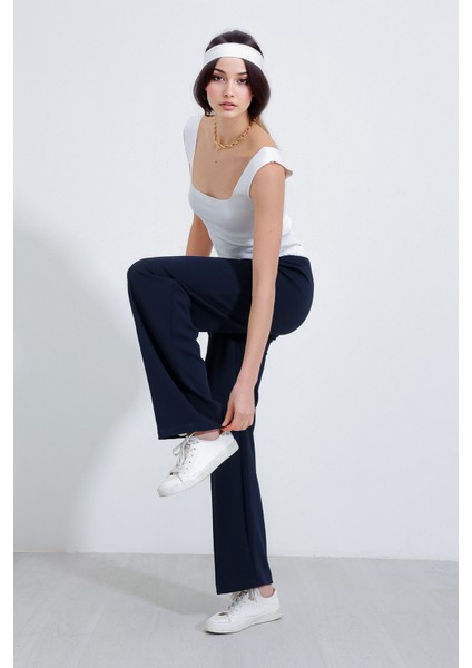 Kadın BDART Dokulu Kısa Belli Geniş Paça Jogger Pantolon Blue fırsatları
