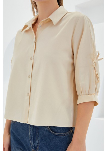 Kadın BDART Fiyonk Detaylı Kısa Gömlek Krem Doğal fırsatları