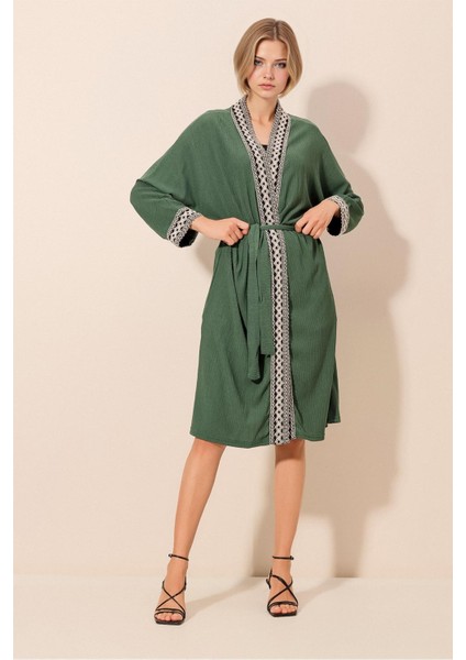 Kadın BDART Şal Yaka İşlemeli Uzun Kimono Green modelleri