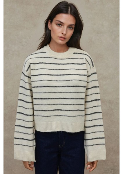 Kadın Çizgili Yuvarlak Yaka Yumuşak Triko Kazak Çok Renkli