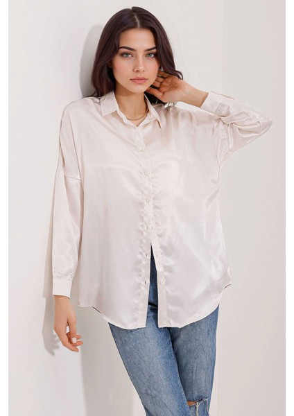 Kadın BDART Düğmeli Oversize Saten Gömlek Natural modelleri