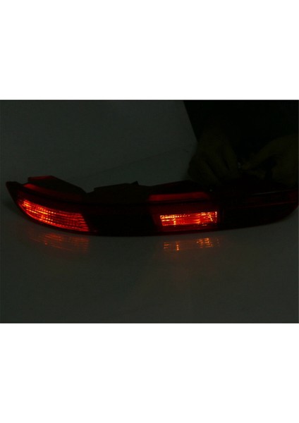 Audi Q3 2016-2018 Sağ Için Ampullü Araç Arka Tampon Arka Lambası Geri Vites Lambası (Yurt Dışından) fiyatları