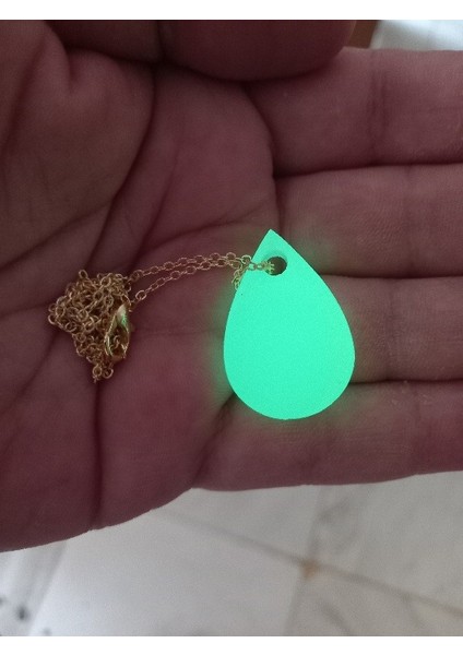 Karanlıkta Parlayan Fosforlu Gold Renk Metal Zincirli Kolye