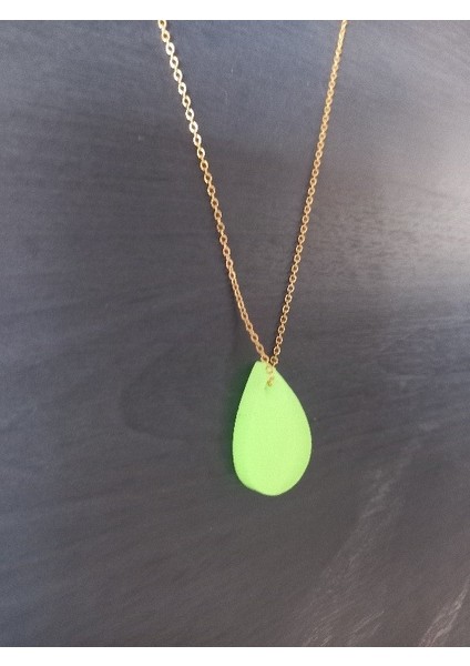 Karanlıkta Parlayan Fosforlu Gold Renk Metal Zincirli Kolye modelleri