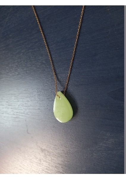 Karanlıkta Parlayan Fosforlu Gold Renk Metal Zincirli Kolye indirimleri