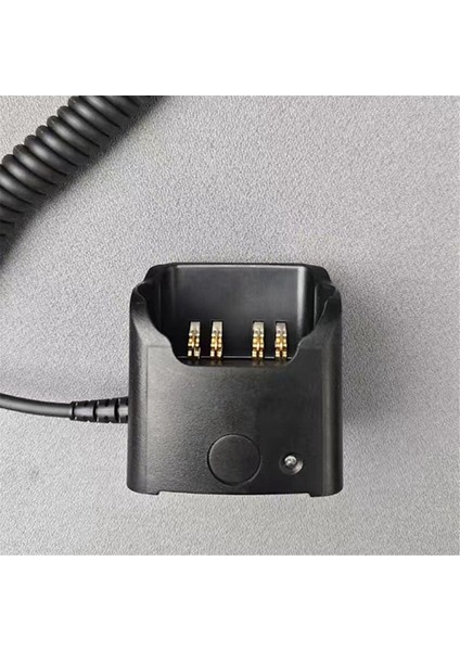 RLN6433A Hızlı Araç Seyahat Şarj Seti Motorola XPR6350 XPR6380 XPR6550 DGP4150 APX1000 Taşınabilir Iki Yönlü Radyo (Yurt Dışından) fiyatları