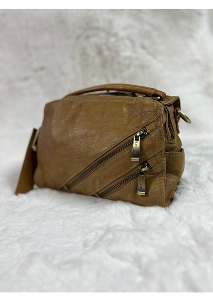 930371 El Tutmalı ve Çapraz Askı Kullanıma Uygun Premium Çanta #08-25# fiyatları