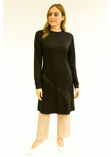 1033 Sıfır Yaka Önü File ve Pul Işlemeli Detaylı Tunik #05-25#