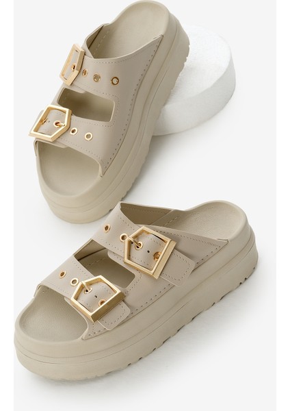 Kadın Bej Yüksek Poli Taban Çift Bantlı Tokalı Terlik