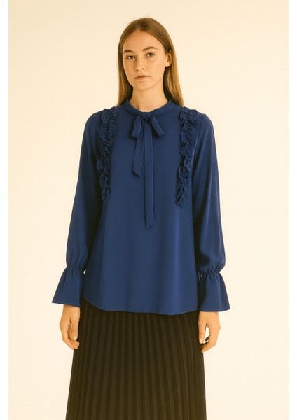 1052 Yakası Flarlı Önü Fırfır Detaylı Kol Ucu Lastikli Hakim Yaka Büyük Beden Gömlek Qys Gömlek 1052 #23-04#