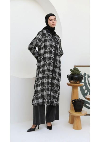 43401 Önü Düğmeli Yakası ve Omuzları Deri Detaylı Şile Bezi Uzun Tunik modelleri