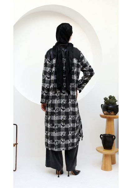 43401 Önü Düğmeli Yakası ve Omuzları Deri Detaylı Şile Bezi Uzun Tunik fırsatları