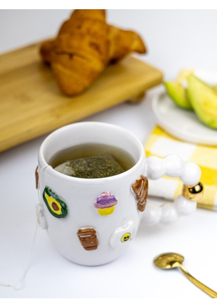 24K Altın Süslemeli Mutlu Kahvaltılar Kupası