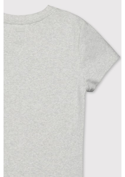 Bisiklet Yaka Kısa Kol Üst modelleri