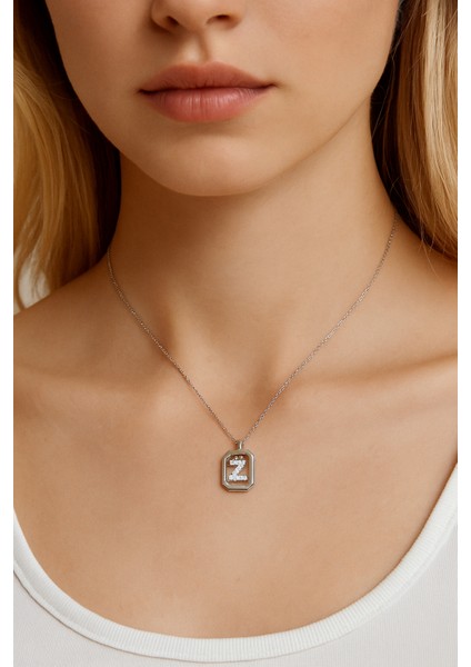 Frame Taşlı Z Harfi Gümüş Kolye fiyatları
