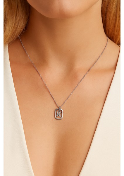 Frame Taşlı K Harfi Gümüş Kolye fiyatları